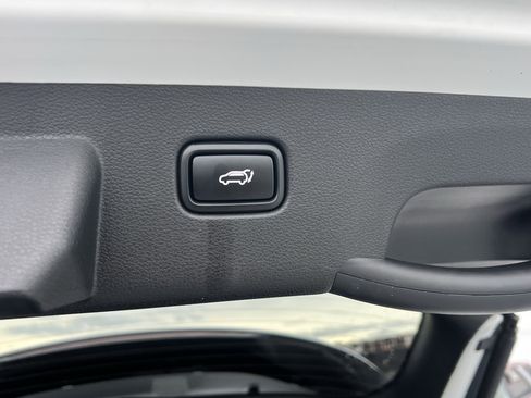 Certified 2024 Kia Sportage SX image 22