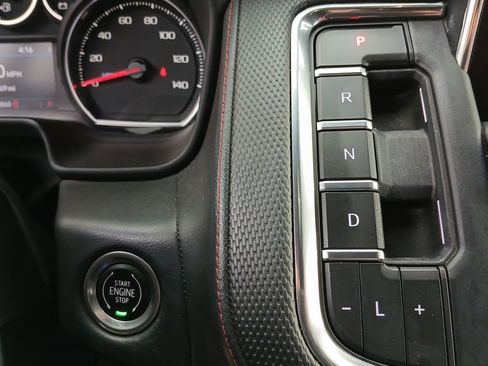 Certified 2021 Chevrolet Suburban RST image 16