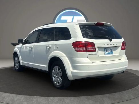 Used 2020 Dodge Journey SE w/ SE Popular Equipment Group FWD image 14