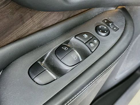 Used 2020 Nissan Murano Platinum AWD/4WD image 30