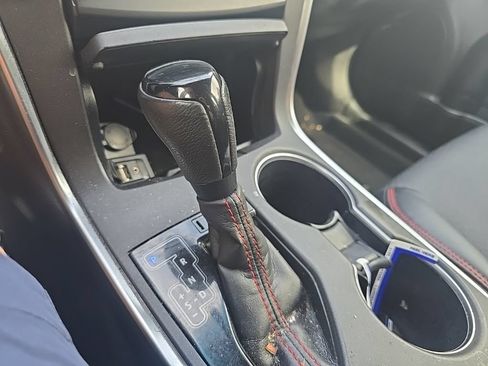 Used 2017 Toyota Camry SE FWD image 16