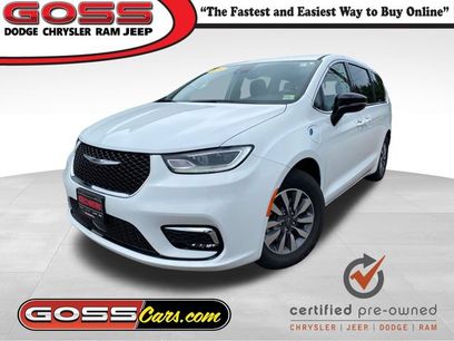 Certified 2024 Chrysler Pacifica Limited