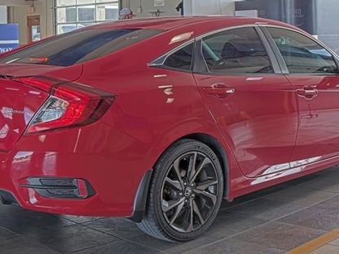 Used 2020 Honda Civic Sport image 4