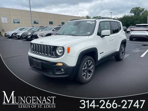 Used 2018 Jeep Renegade Latitude w/ Cold Weather Group AWD/4WD image 1