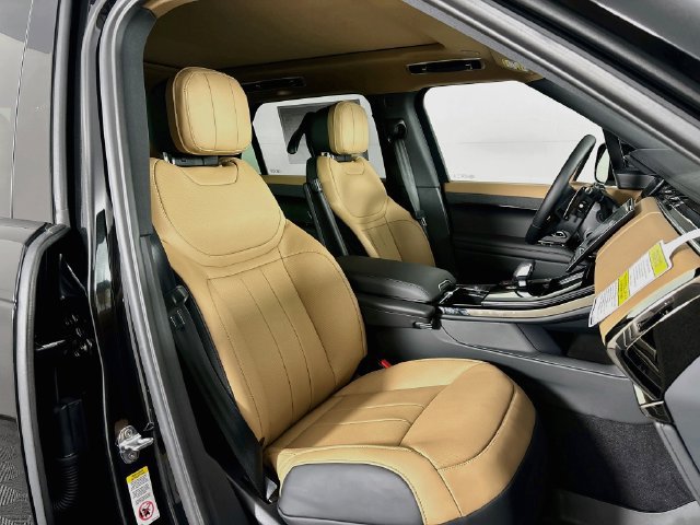 New 2027 Land Rover Range Rover Sport Dynamic SE AWD/4WD image 26