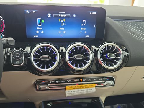 New 2026 Mercedes-Benz GLA 250 image 20