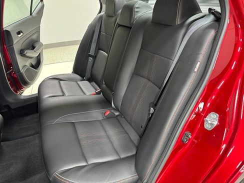 Used 2023 Nissan Altima 2.5 SR w/ SR Premium Package FWD image 16