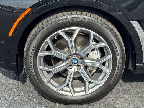 Used 2025 BMW X7 xDrive40i AWD/4WD image 29