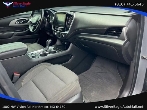 Used 2020 Chevrolet Traverse LT AWD/4WD image 6