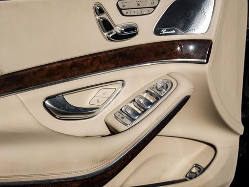 Used 2019 Mercedes-Benz S 560 Sedan image 52