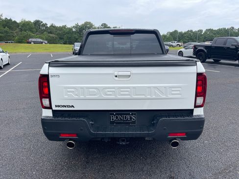 Used 2025 Honda Ridgeline Black Edition image 15