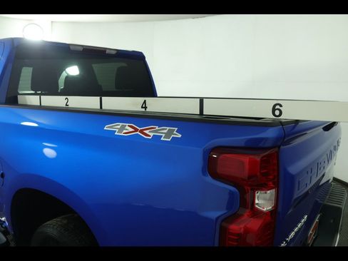 Used 2023 Chevrolet Silverado 1500 LT w/ Protection Package image 14