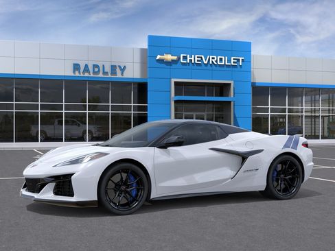 New 2027 Chevrolet Corvette Grand Sport RWD image 2
