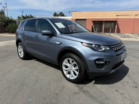 Used 2019 Land Rover Discovery Sport HSE image 3