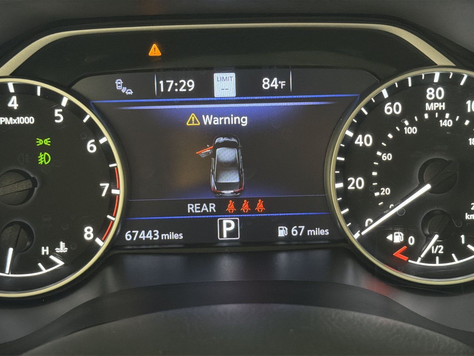 Used 2023 Nissan Maxima SR w/ Sport Mat Group FWD image 17