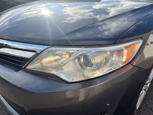 Used 2012 Toyota Camry image 10