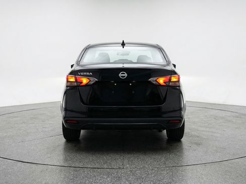 Used 2025 Nissan Versa SV image 7