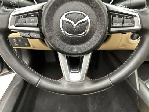 Used 2017 MAZDA MX-5 Miata Grand Touring image 14
