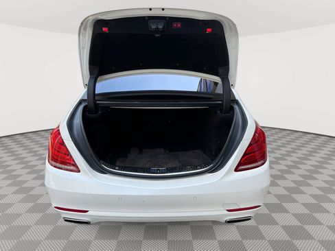 Used 2017 Mercedes-Benz S 550 4MATIC Sedan w/ Premium Package image 21