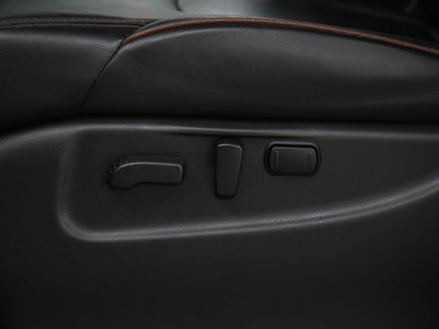Used 2018 Nissan Armada Platinum w/ Captain Seat Package AWD/4WD image 26