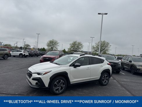 Used 2024 Subaru Crosstrek 2.0i Premium AWD/4WD image 2