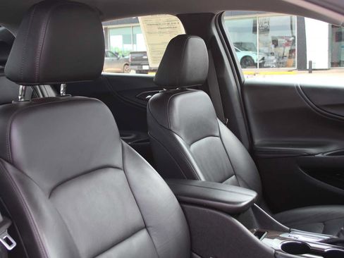 Used 2024 Chevrolet Malibu LT FWD image 16