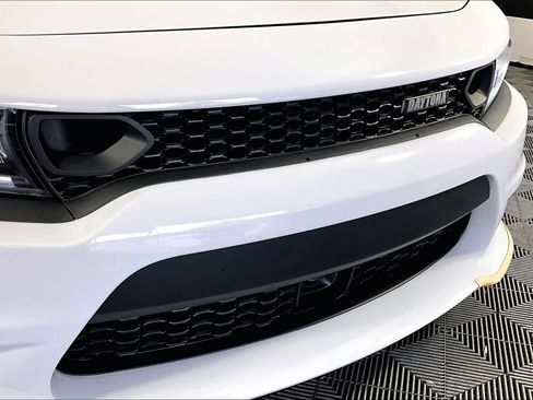 Used 2019 Dodge Charger Scat Pack w/ Daytona Edition Group image 28