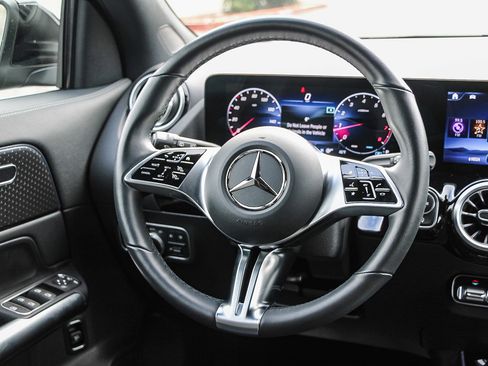 Certified 2025 Mercedes-Benz GLA 250 GLA 250 image 16