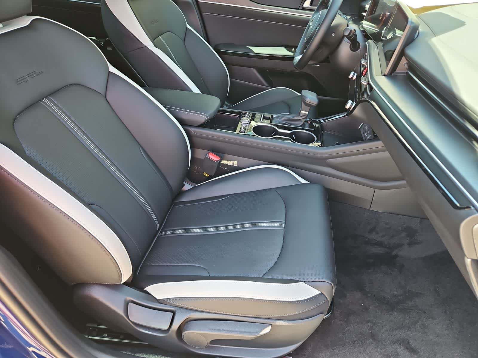 New 2026 Kia K5 GT-Line w/ GT-Line Premium Package FWD image 22
