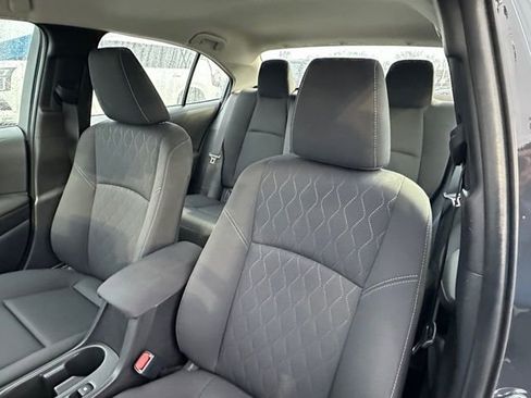 Used 2025 Toyota Corolla LE image 25