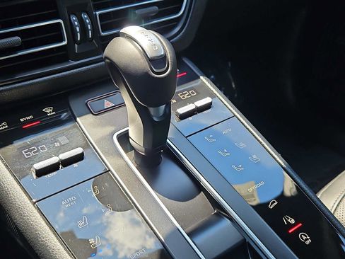 Certified 2026 Porsche Macan S AWD/4WD image 46