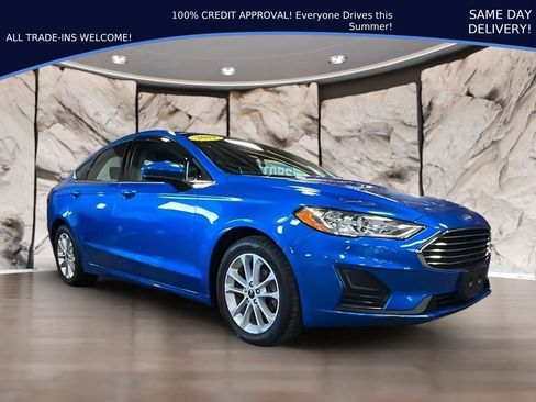 Used 2019 Ford Fusion SE FWD image 1