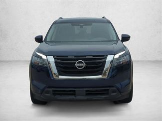 Used 2025 Nissan Pathfinder SV FWD video 2