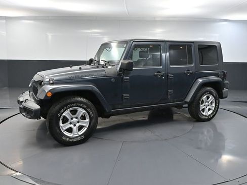 Used 2008 Jeep Wrangler Unlimited Sahara AWD/4WD image 10