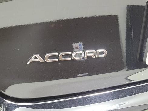Used 2025 Honda Accord LX image 9