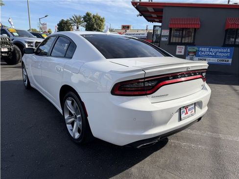 Used 2018 Dodge Charger R/T image 54