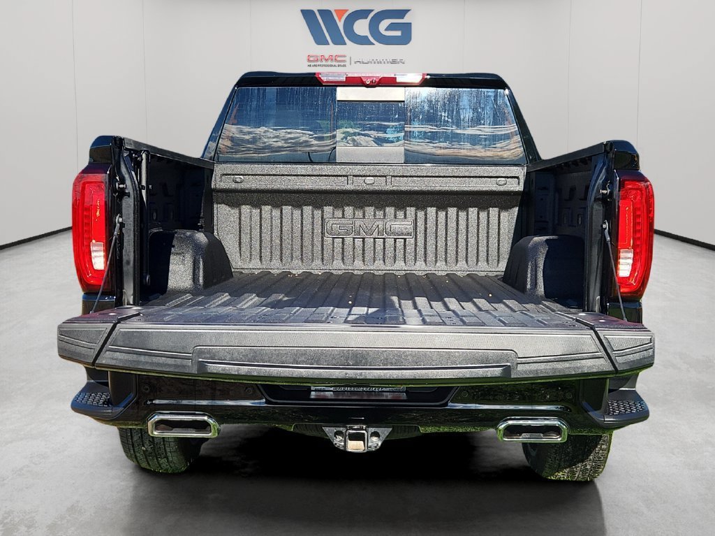 Used 2025 GMC Sierra 1500 Denali w/ Denali Reserve Package AWD/4WD image 12