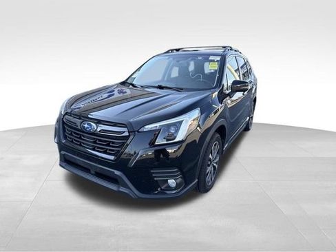 Used 2023 Subaru Forester Limited AWD/4WD image 4