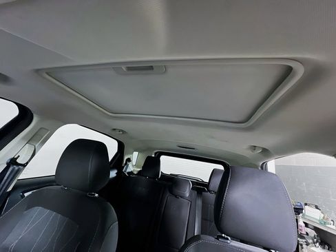 Used 2019 Ford EcoSport SE image 41