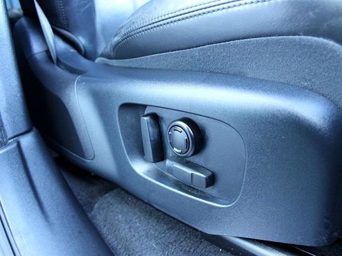 Used 2020 Land Rover Range Rover Sport HSE image 17