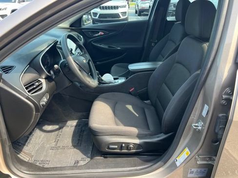 Used 2024 Chevrolet Malibu LT FWD image 7