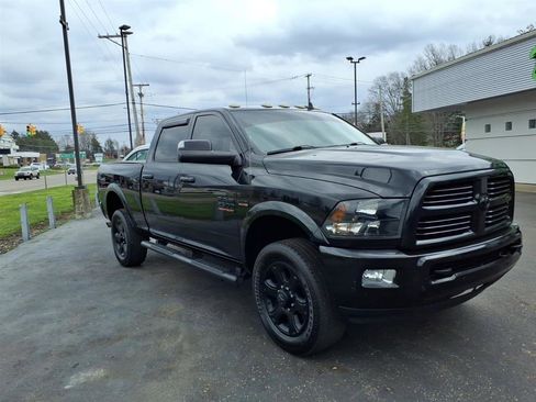Used 2017 RAM 2500 Big Horn w/ Sport Appearance Group image 3