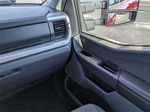 Used 2024 Ford F250 XLT image 16