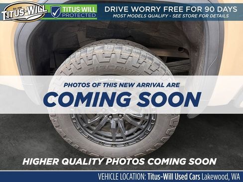 Used 2023 GMC Sierra 1500 AT4 w/ AT4 Premium Package AWD/4WD image 6