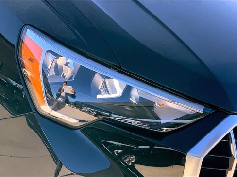 Used 2021 Audi Q3 2.0T Premium w/ Convenience Package image 26