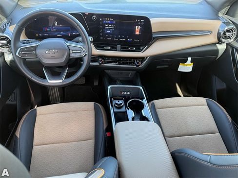 Used 2026 Chevrolet Equinox ACTIV w/ Convenience Package III image 26