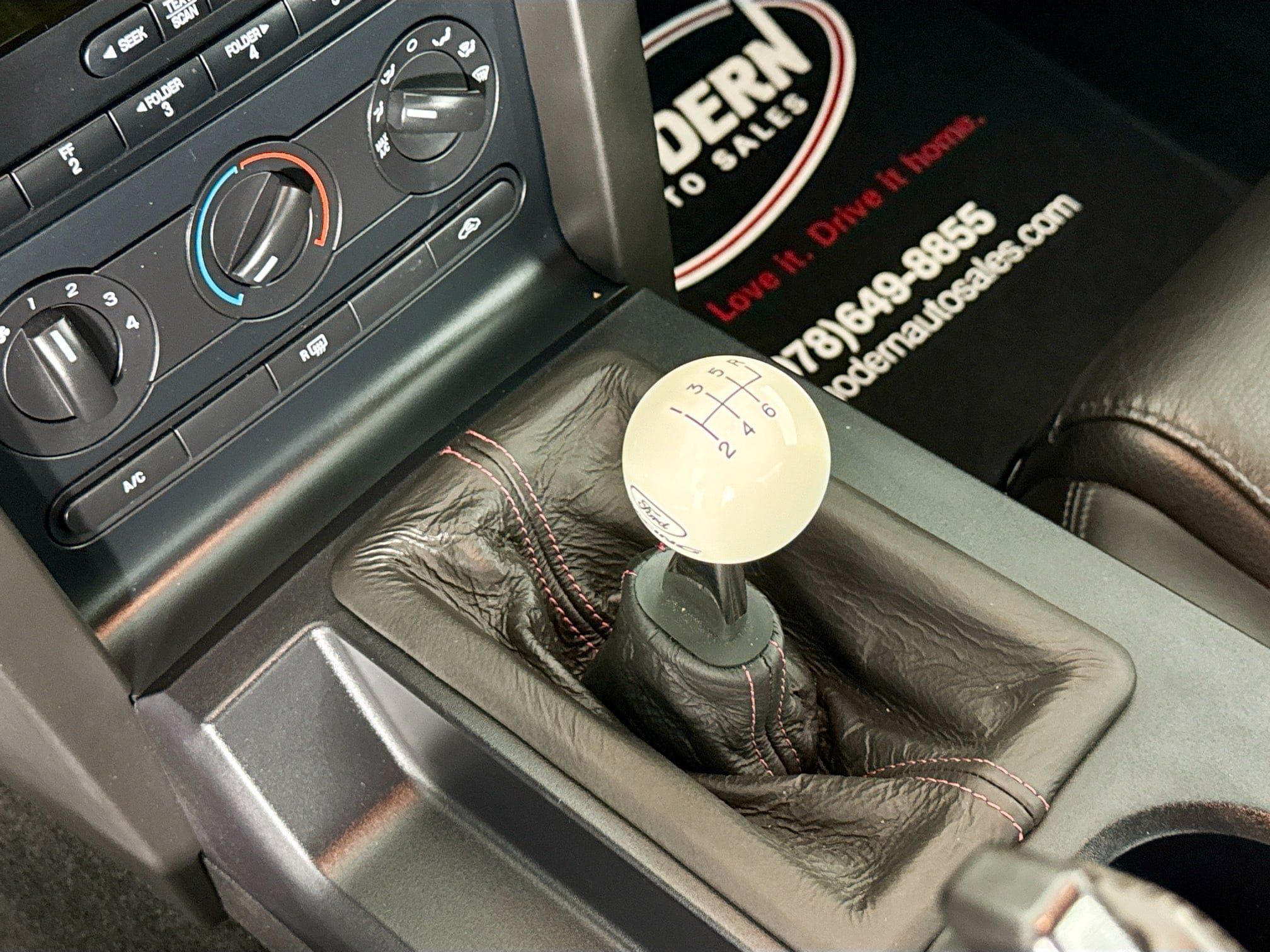Used 2007 Ford Mustang Shelby GT500 RWD image 27