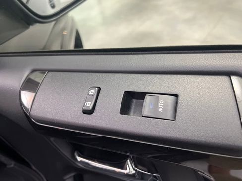 Used 2024 Toyota 4Runner TRD Off-Road image 24