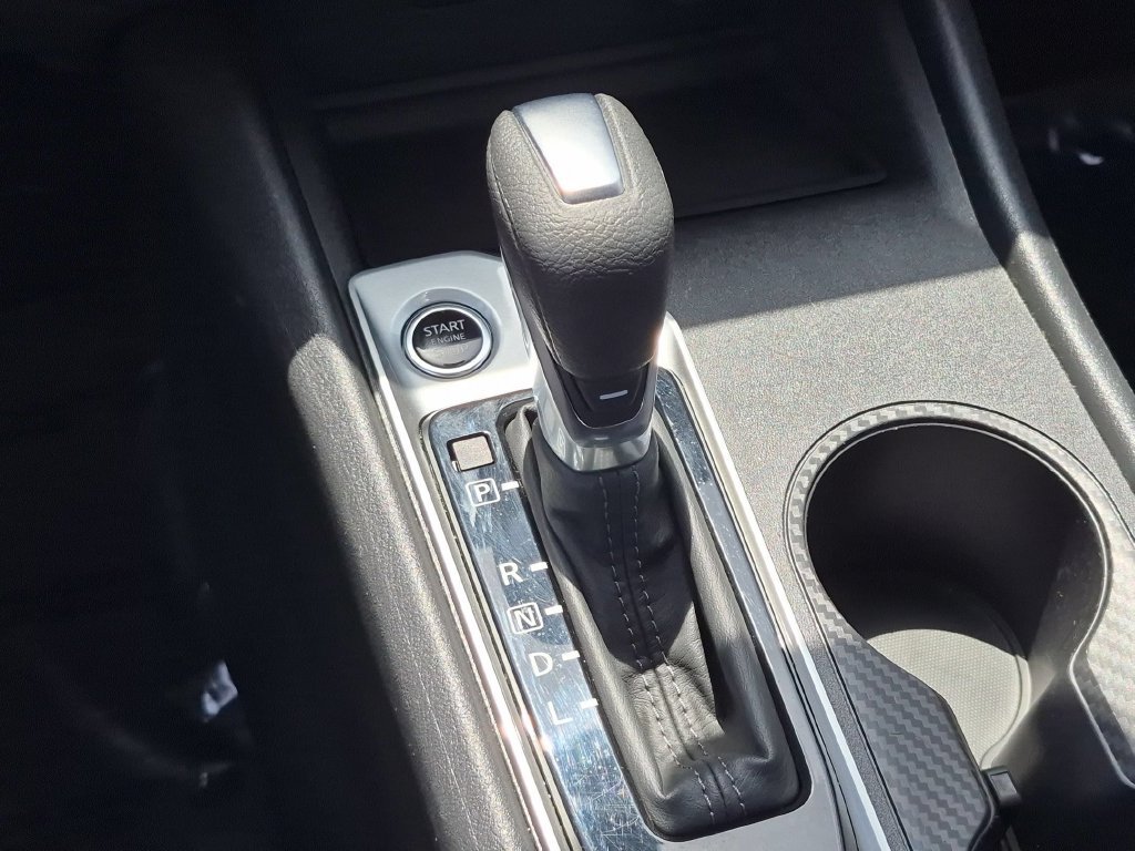 Used 2025 Nissan Altima 2.5 SV AWD/4WD image 19
