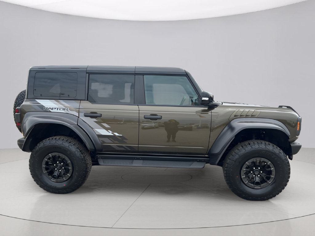 Used 2024 Ford Bronco Raptor AWD/4WD image 2